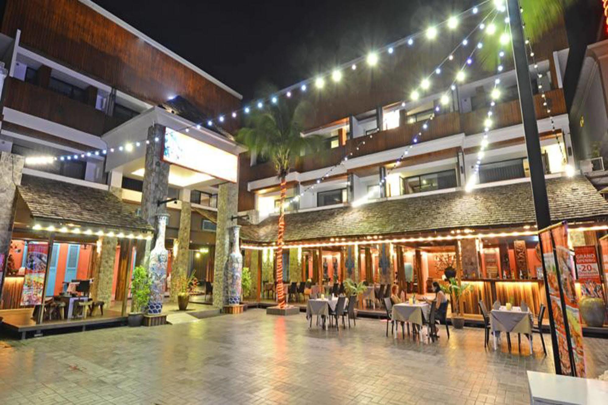 Lap Roi Karon Beachfront By Shanaya Exterior foto