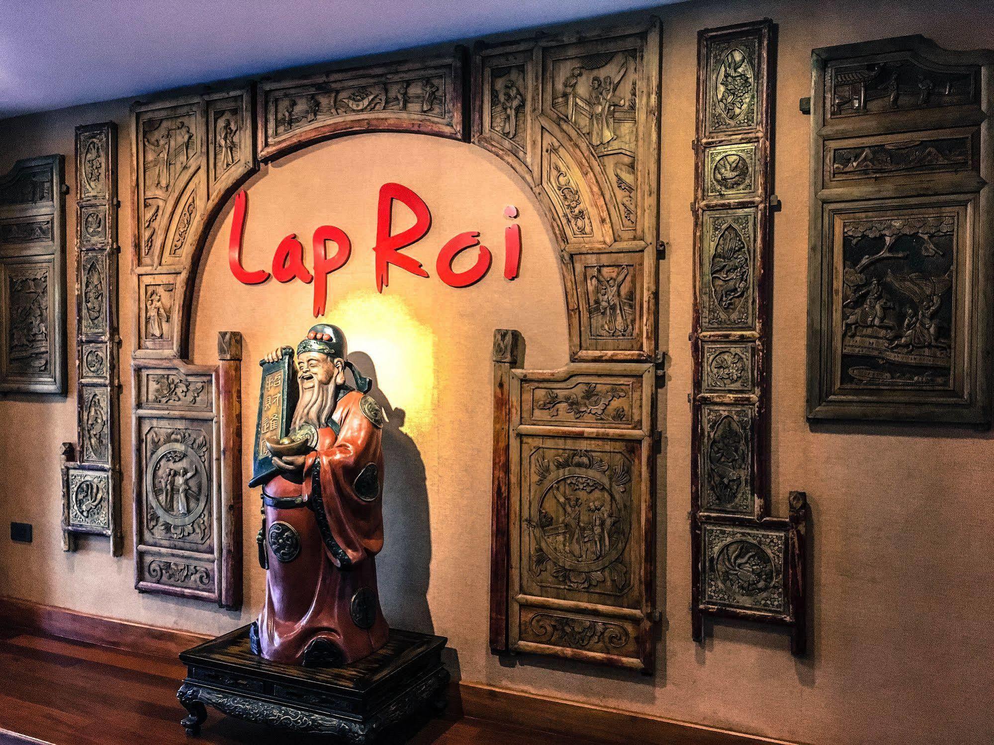 Lap Roi Karon Beachfront By Shanaya Exterior foto