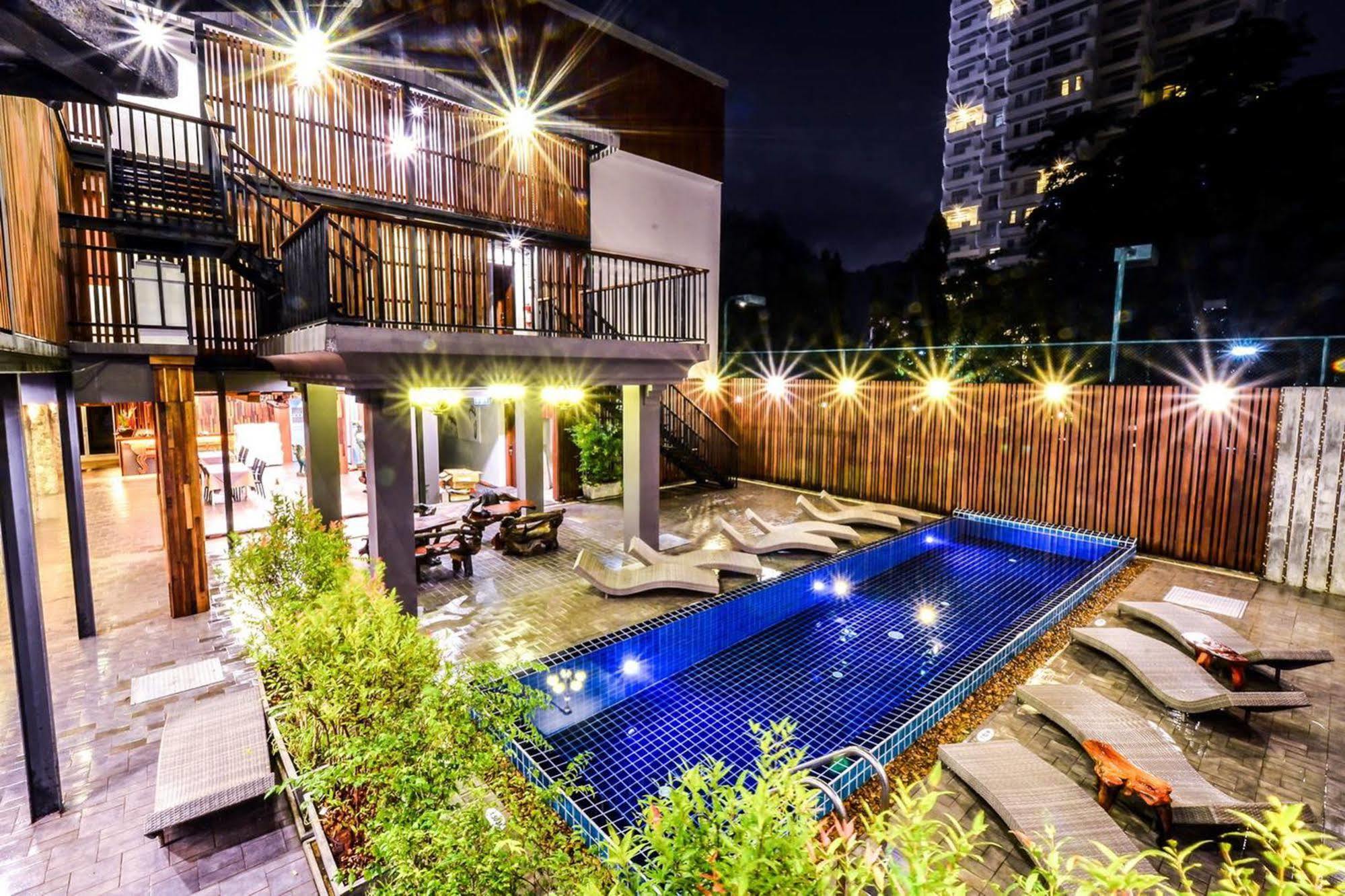 Lap Roi Karon Beachfront By Shanaya Exterior foto